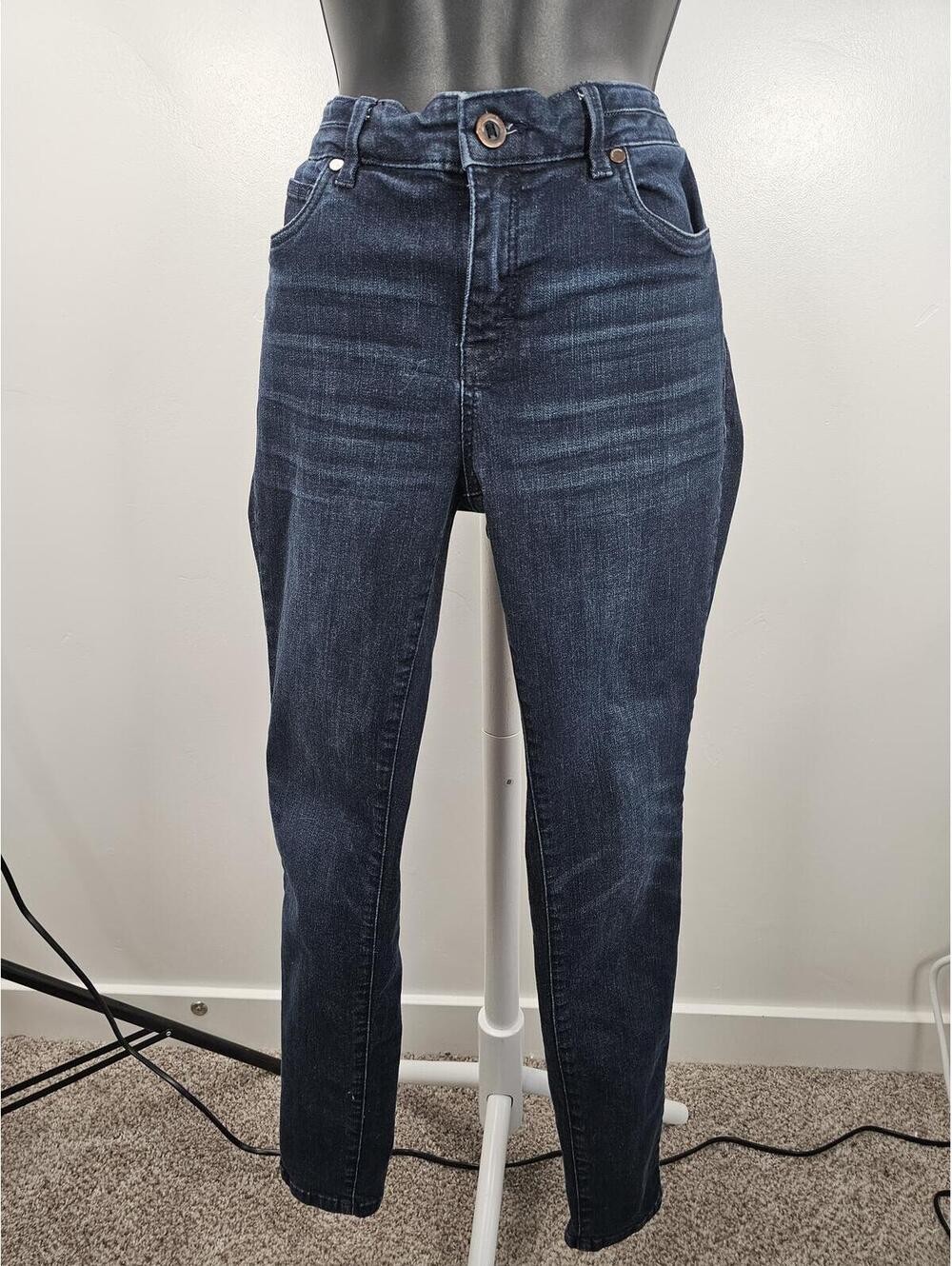 Black Diamond Dark Wash High Rise Skinny Jeans Size 6